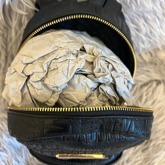 Backpack Steve Madden All over Logo small backpack gold trim NWT